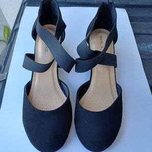 WOMEN SIZE 9.5 BLACK SUEDE SOLANZ WEDGE